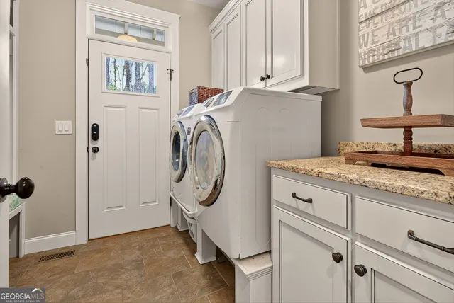 $995,000 | 385 Huckaby Road, Brooks, GA 30205