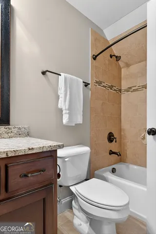 $995,000 | 385 Huckaby Road, Brooks, GA 30205