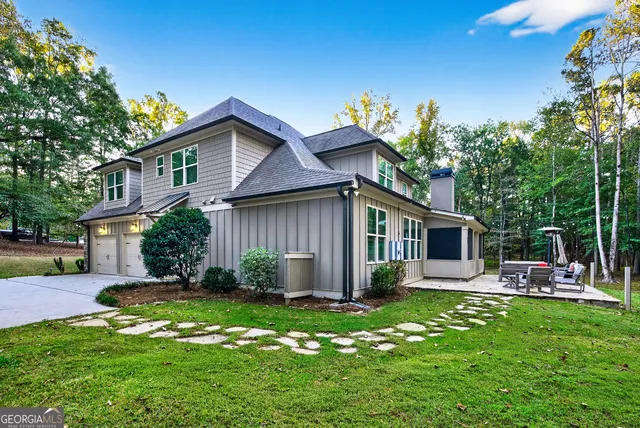 $995,000 | 385 Huckaby Road, Brooks, GA 30205