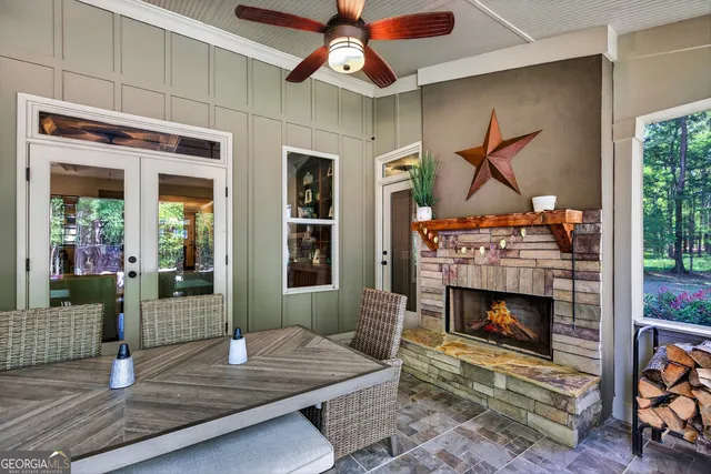 $995,000 | 385 Huckaby Road, Brooks, GA 30205