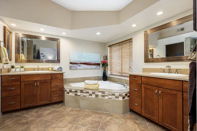 $515,000 | 340 Vista Royale Drive, Palm Desert, CA 92211