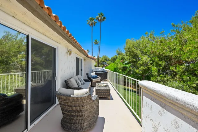 $515,000 | 340 Vista Royale Drive, Palm Desert, CA 92211