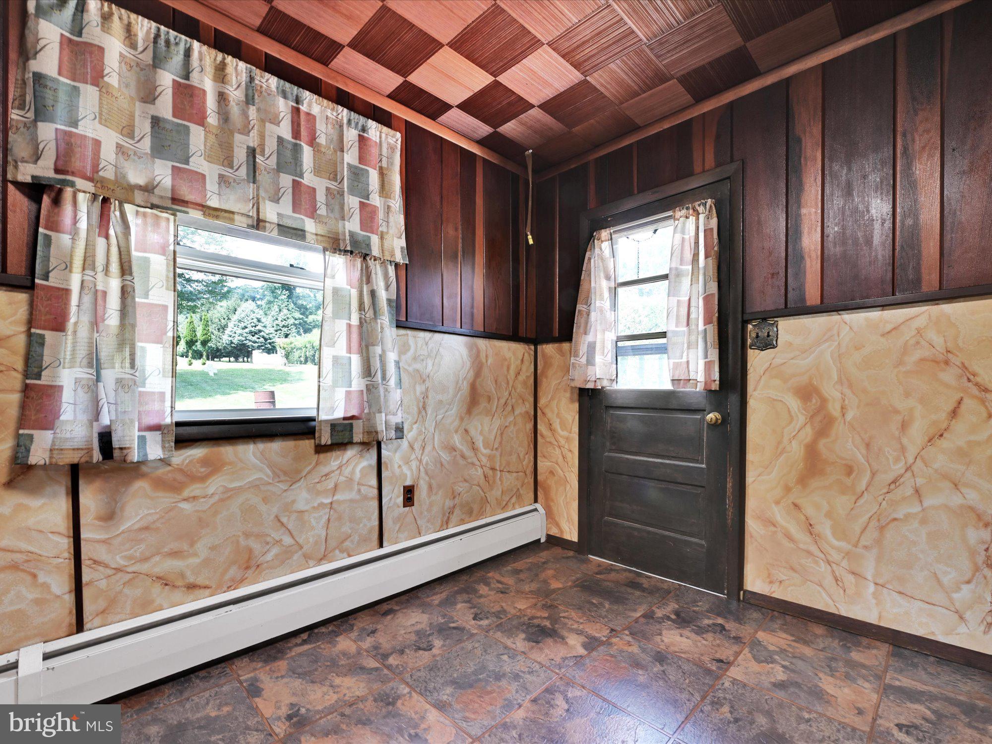 3060 Pricetown Road Temple, PA 19560 - Photo 12 of 31 Mud room
