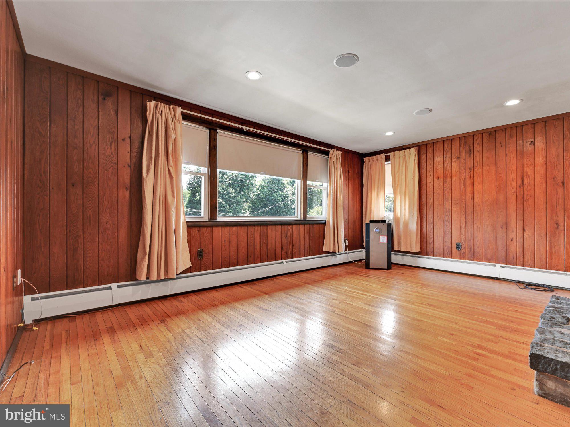 3060 Pricetown Road Temple, PA 19560 - Photo 7 of 31 Tons of natural light