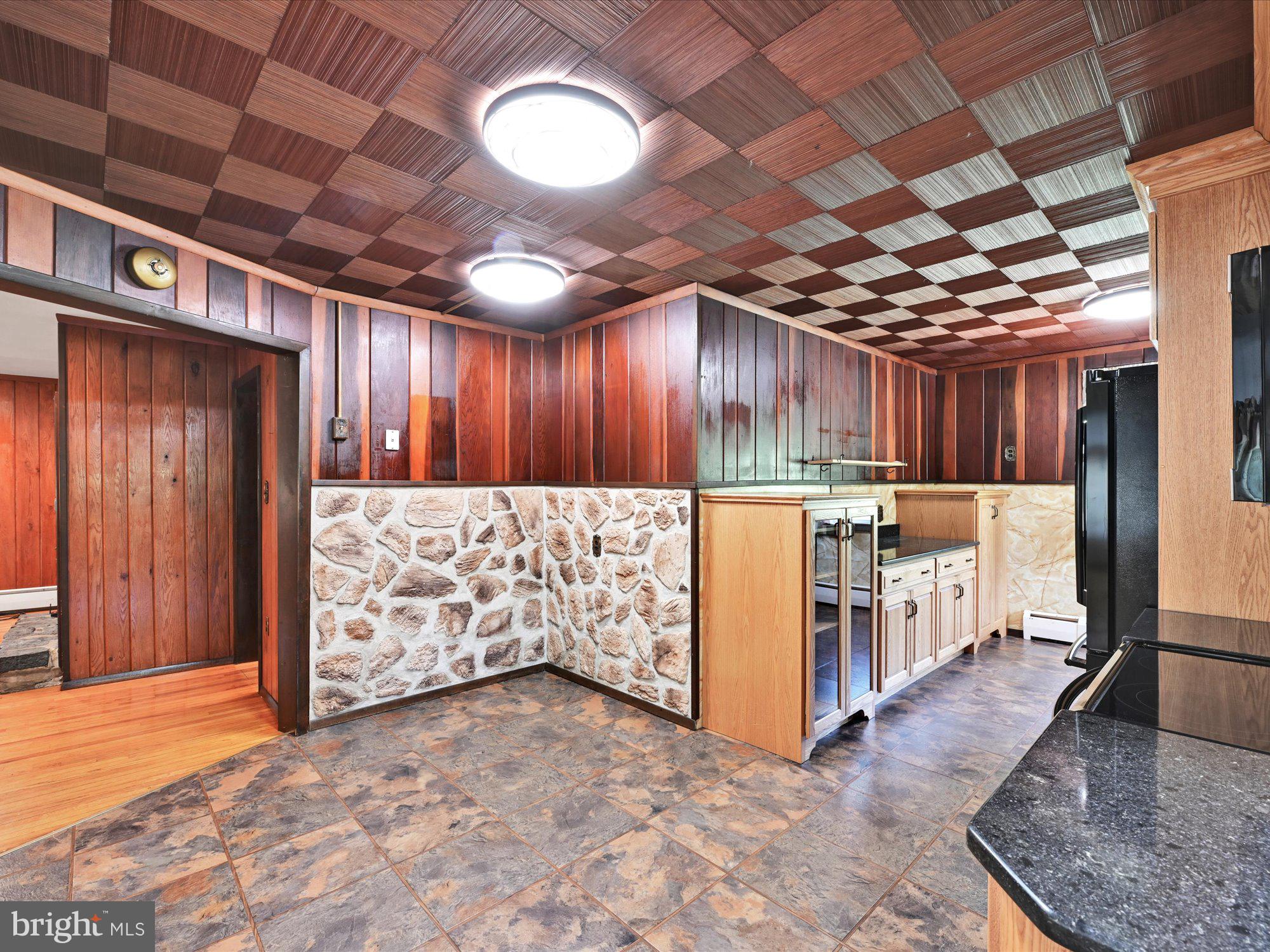 3060 Pricetown Road Temple, PA 19560 - Photo 10 of 31 Gallery Image 10