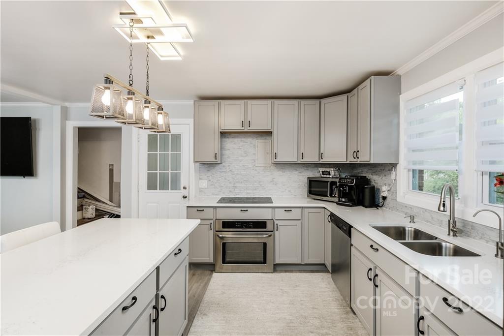 1524 South Point Road, Unit 1 Belmont, NC 28012 - Photo 1 of 31 Gallery Image 1