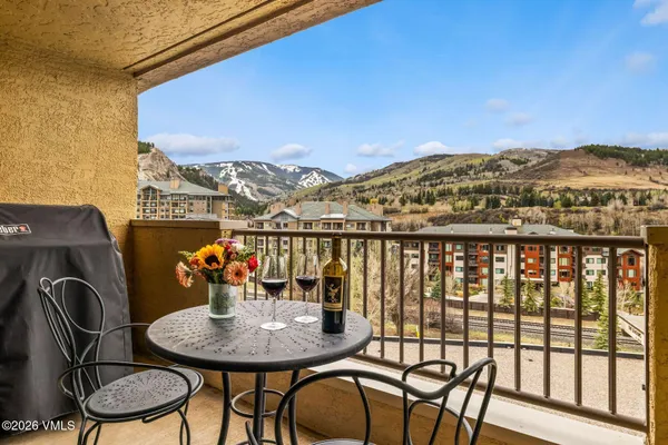 $1,600,000 | 137 Benchmark Road, Unit 518, Avon, CO 81620