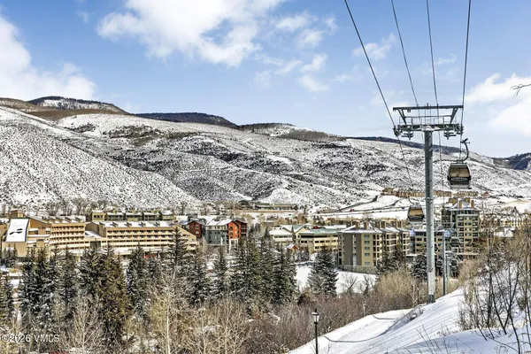 $1,600,000 | 137 Benchmark Road, Unit 518, Avon, CO 81620