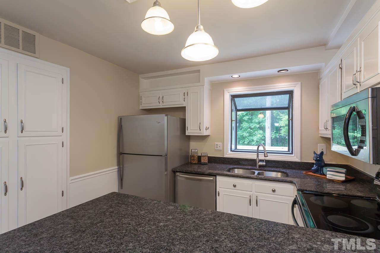 5808 Caledonia Street Raleigh, NC 27609 - Photo 16 of 25 Gallery Image 16