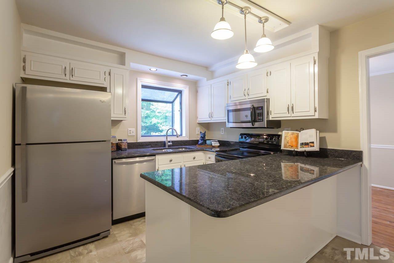 5808 Caledonia Street Raleigh, NC 27609 - Photo 17 of 25 Gallery Image 17