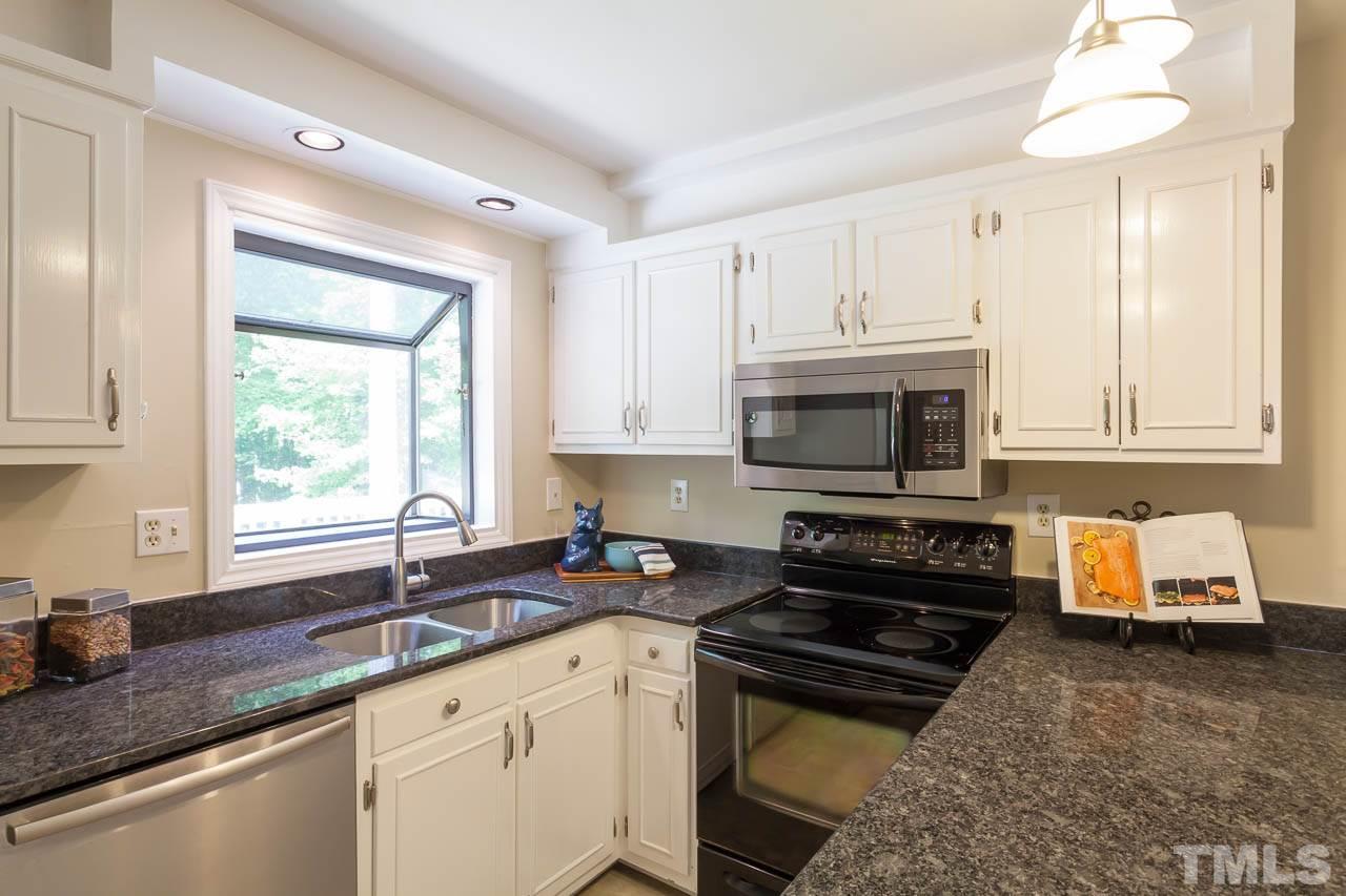 5808 Caledonia Street Raleigh, NC 27609 - Photo 18 of 25 Gallery Image 18