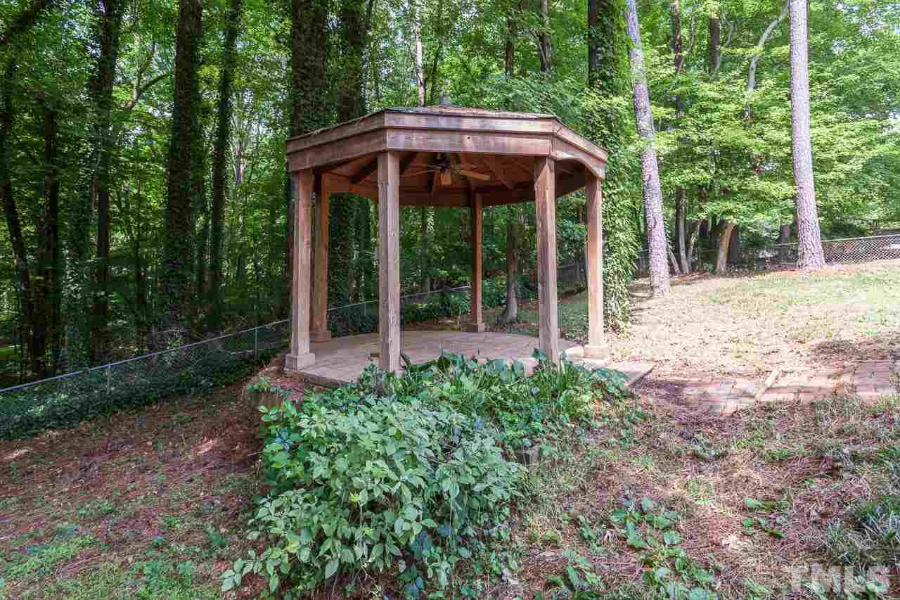 5808 Caledonia Street Raleigh, NC 27609 - Photo 7 of 25 Gallery Image 7
