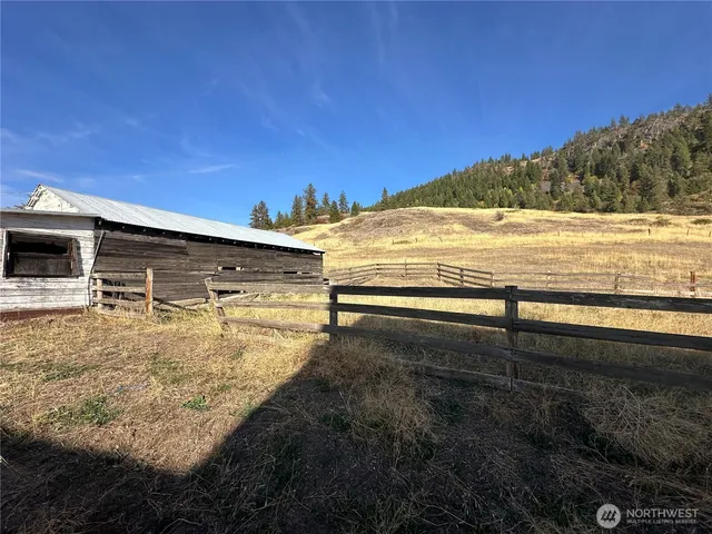 $588,000 | 640 Highland Loop Road, Kettle Falls, WA 99141