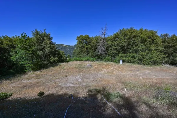 $109,900 | 6860 Ant Hill Road, Somerset, CA 95684
