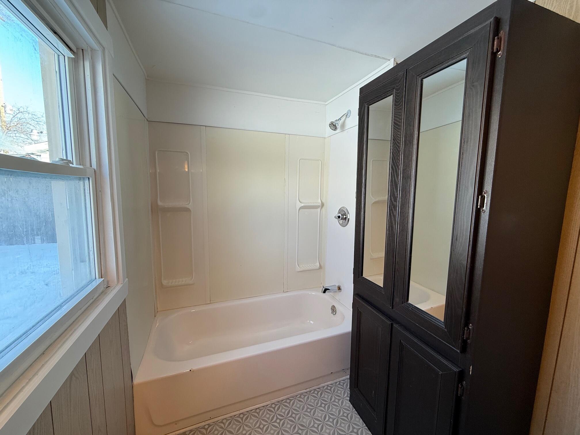 421 Lewis Street Belding, MI 48809 - Photo 13 of 30 IMG_6810