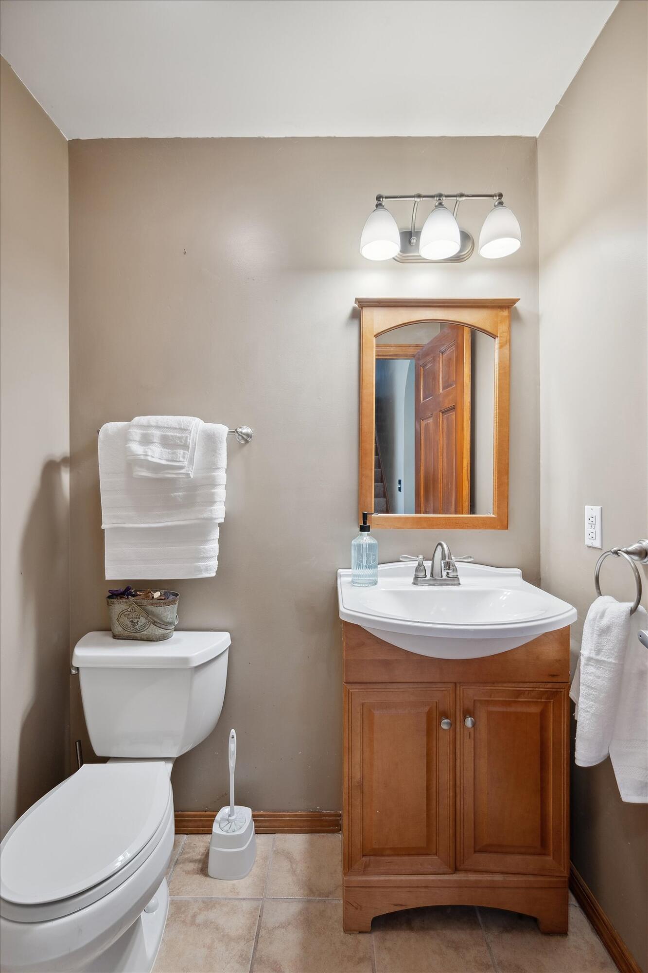 692 Kennebec Road Hampden, ME 04444 - Photo 30 of 73 31-MRP_5388