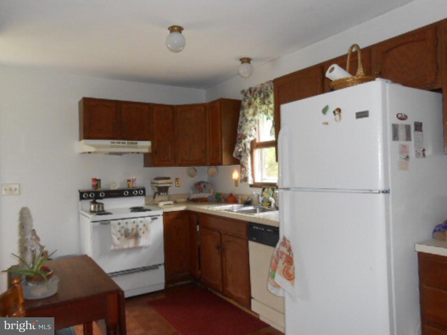 164 Stanhope Road Pine Grove, PA 17963 - Photo 4 of 12 Kitchen