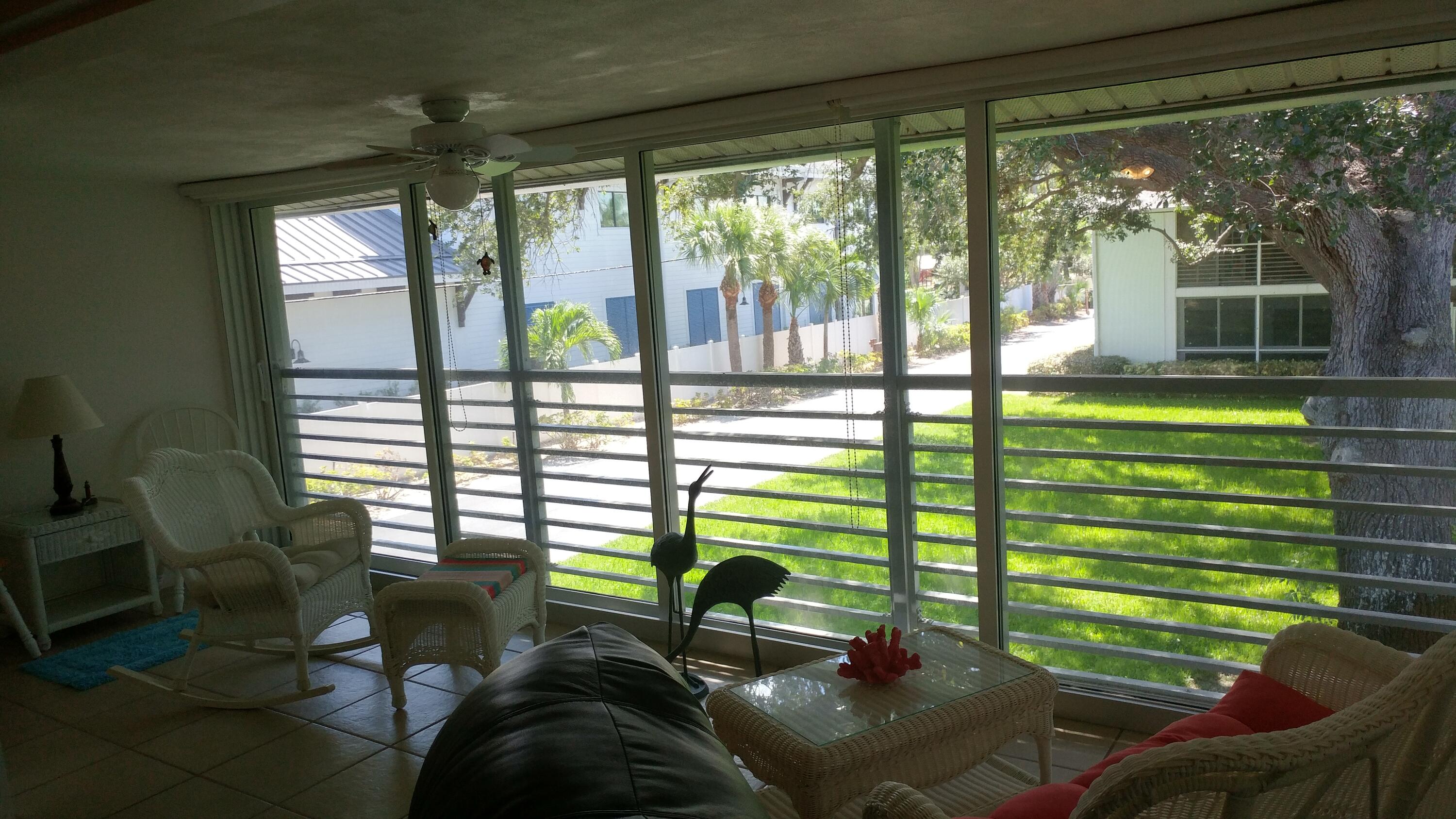 207 Westwood Avenue, Unit G Tequesta, FL 33469 - Photo 14 of 25 Patio