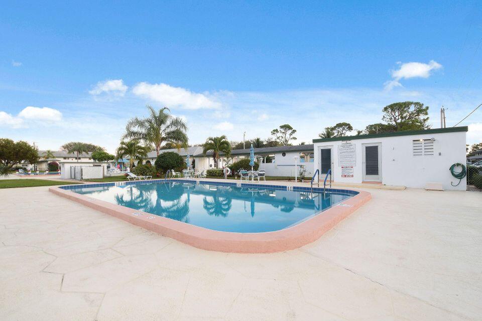 207 Westwood Avenue, Unit G Tequesta, FL 33469 - Photo 17 of 25 Pool 2