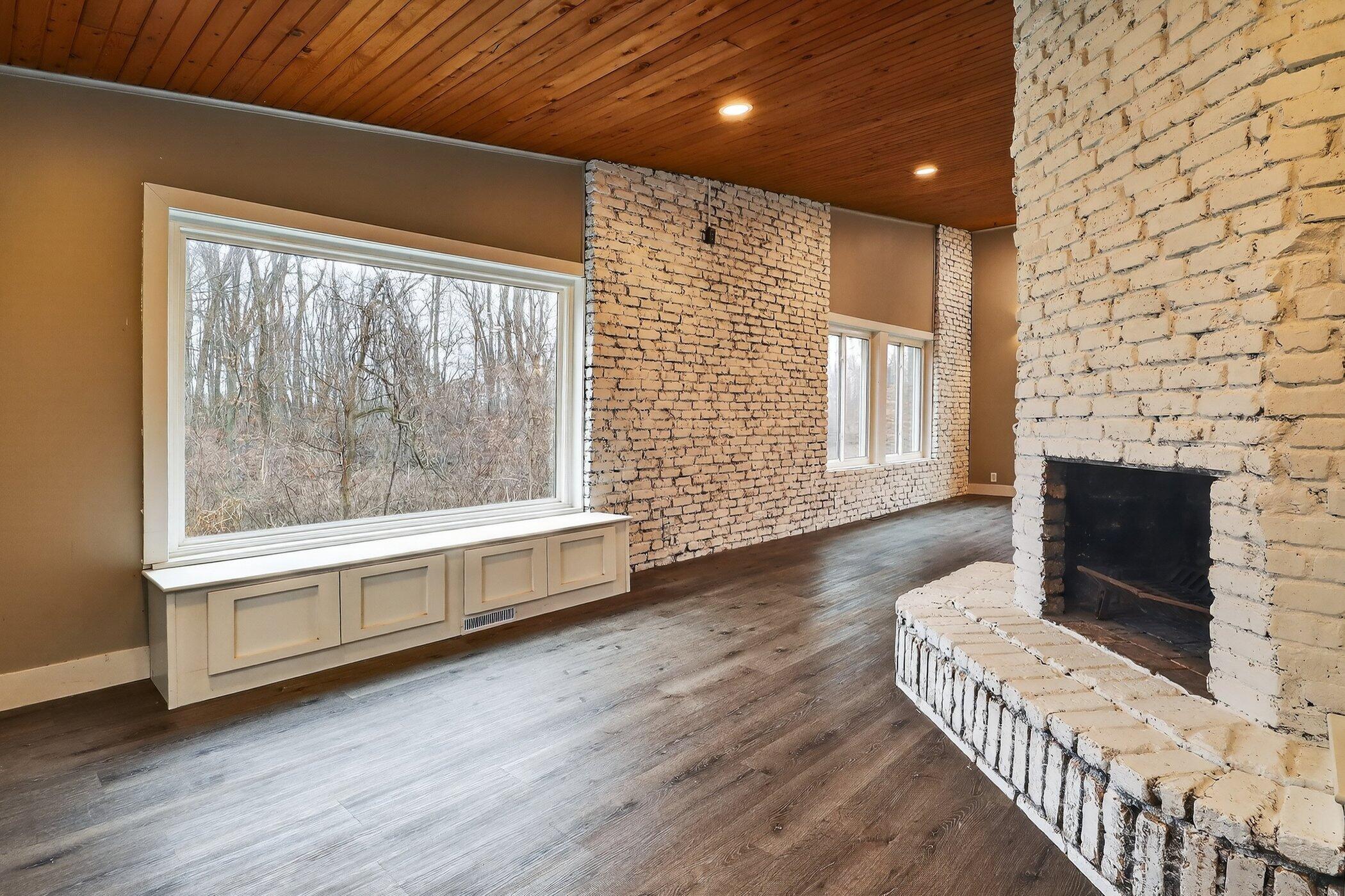 7946 Wright Road Niles, MI 49120 - Photo 11 of 47 7946 Wright Rd Niles-Windowstill 13