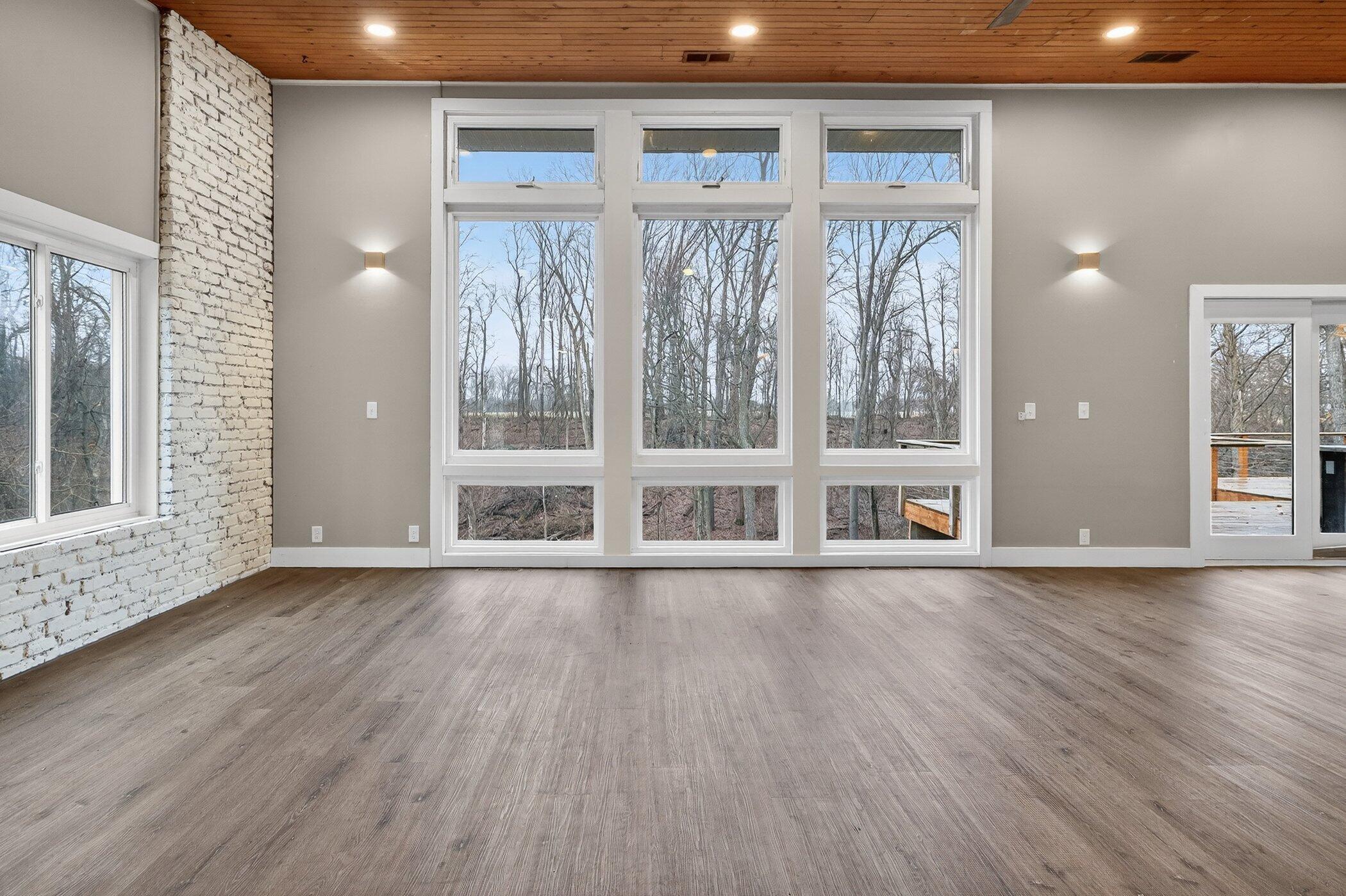 7946 Wright Road Niles, MI 49120 - Photo 12 of 47 7946 Wright Rd Niles-Windowstill 14