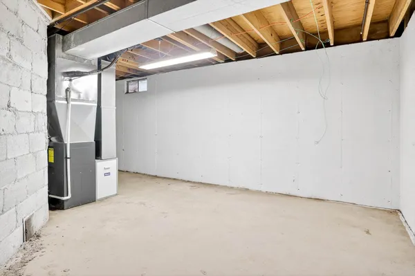 $379,900 | 7946 Wright Road, Niles, MI 49120