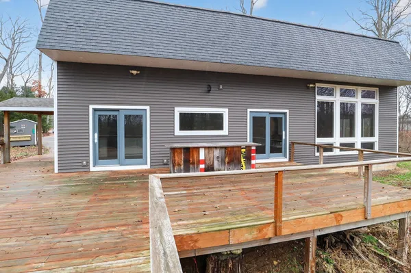 $379,900 | 7946 Wright Road, Niles, MI 49120