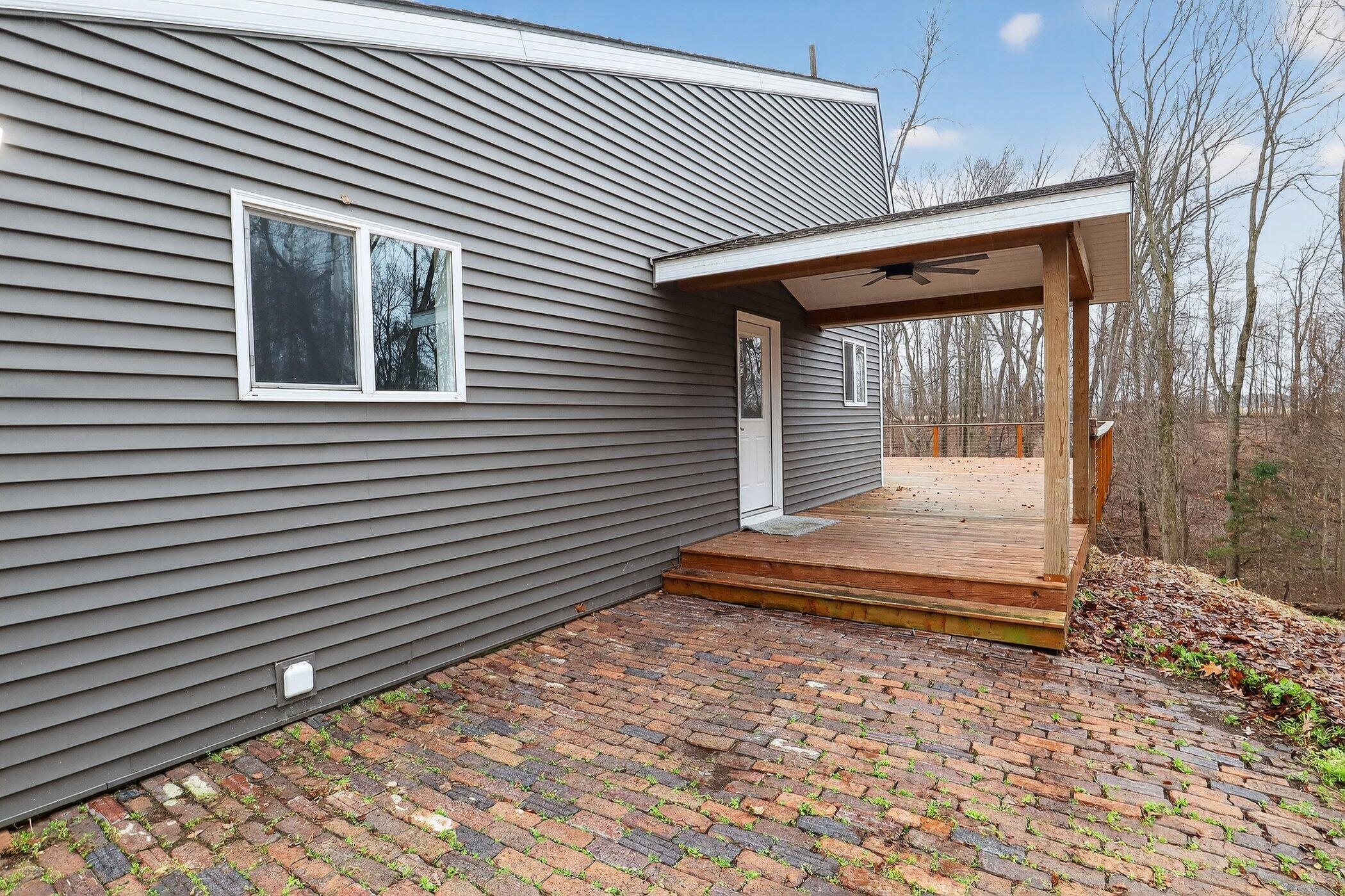 7946 Wright Road Niles, MI 49120 - Photo 4 of 47 7946 Wright Rd Niles-Windowstill 5