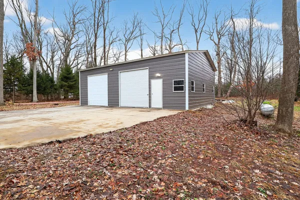 $379,900 | 7946 Wright Road, Niles, MI 49120