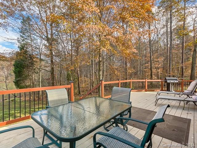 8212 Tuckalake Road Charlotte, NC 28215 - Photo 18 of 20 Gallery Image 18