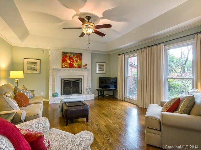 8212 Tuckalake Road Charlotte, NC 28215 - Photo 5 of 20 Gallery Image 5