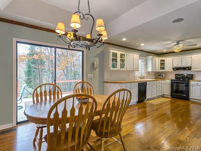 8212 Tuckalake Road Charlotte, NC 28215 - Photo 8 of 20 Gallery Image 8
