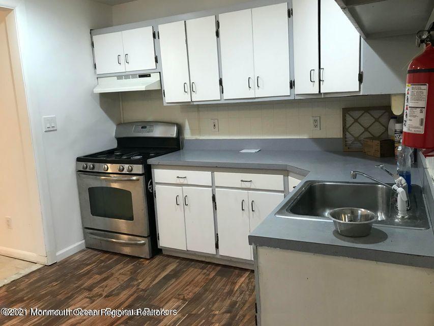 39 Lighthouse Drive Waretown, NJ 08758 - Photo 4 of 9 1