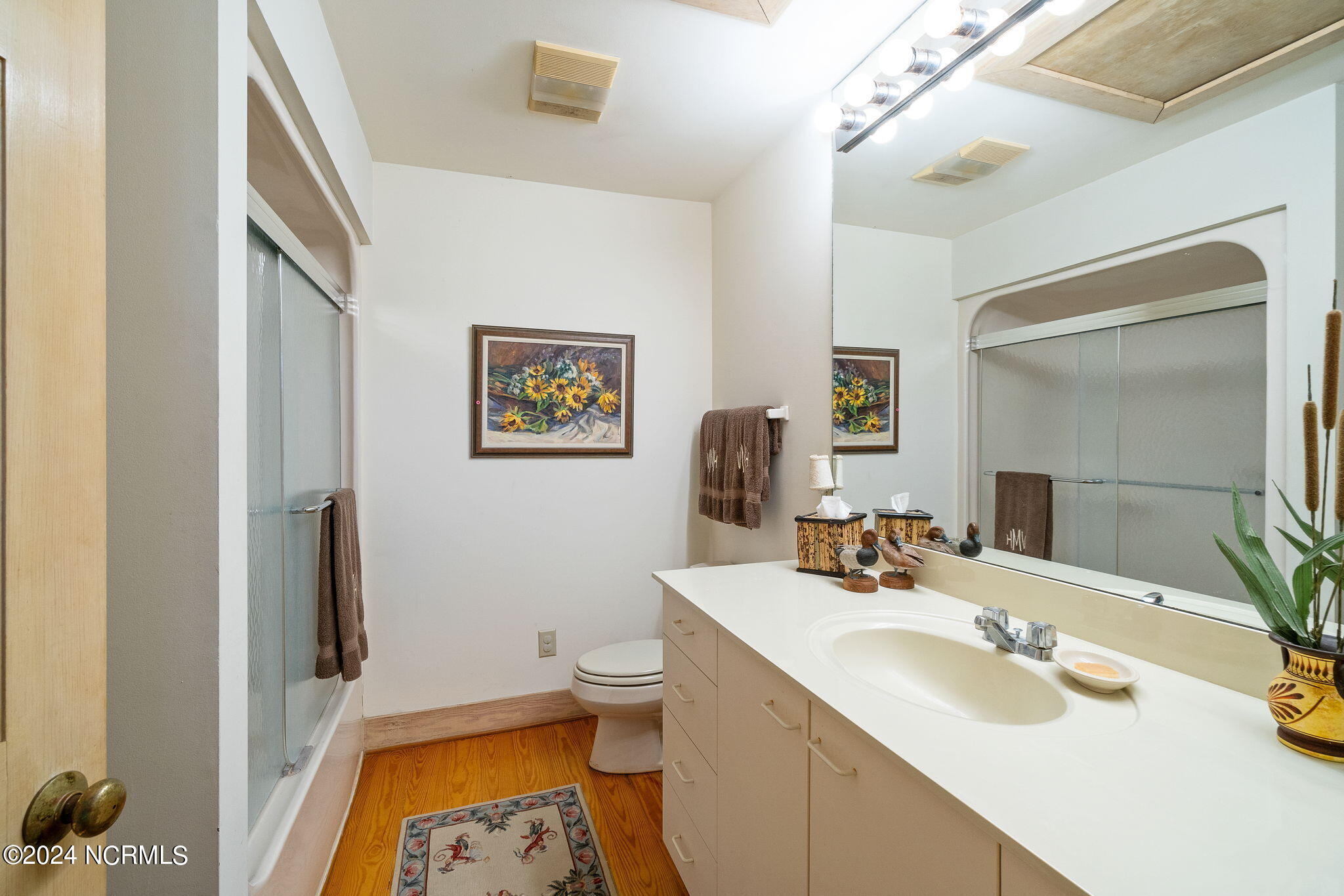 209 Salter Path Road Pine Knoll Shores, NC 28512 - Photo 35 of 73 En suite full guest bathroom