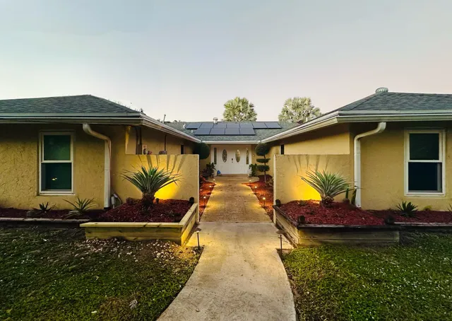 $4,500 | 4540 Mathis Street, Lake Worth, FL 33461