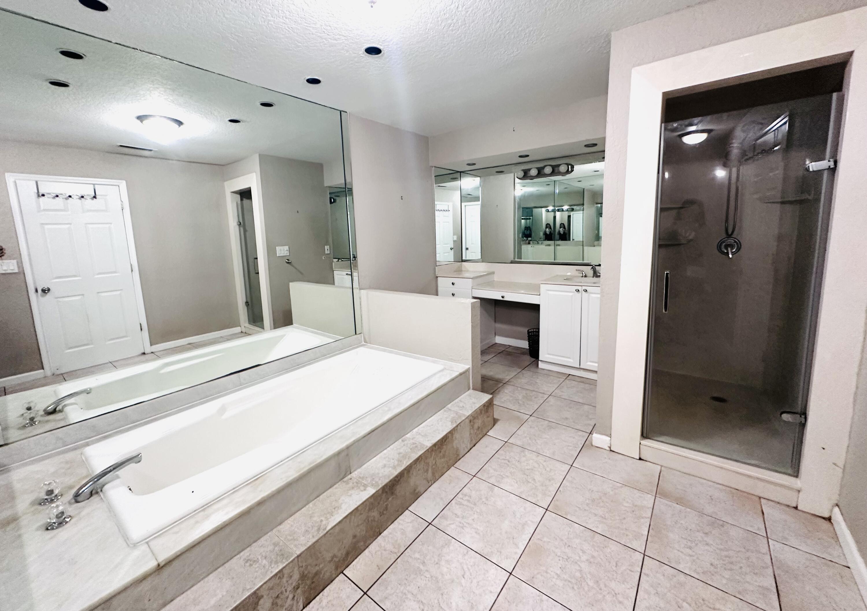 4540 Mathis Street Lake Worth, FL 33461 - Photo 20 of 40 IMG_8891