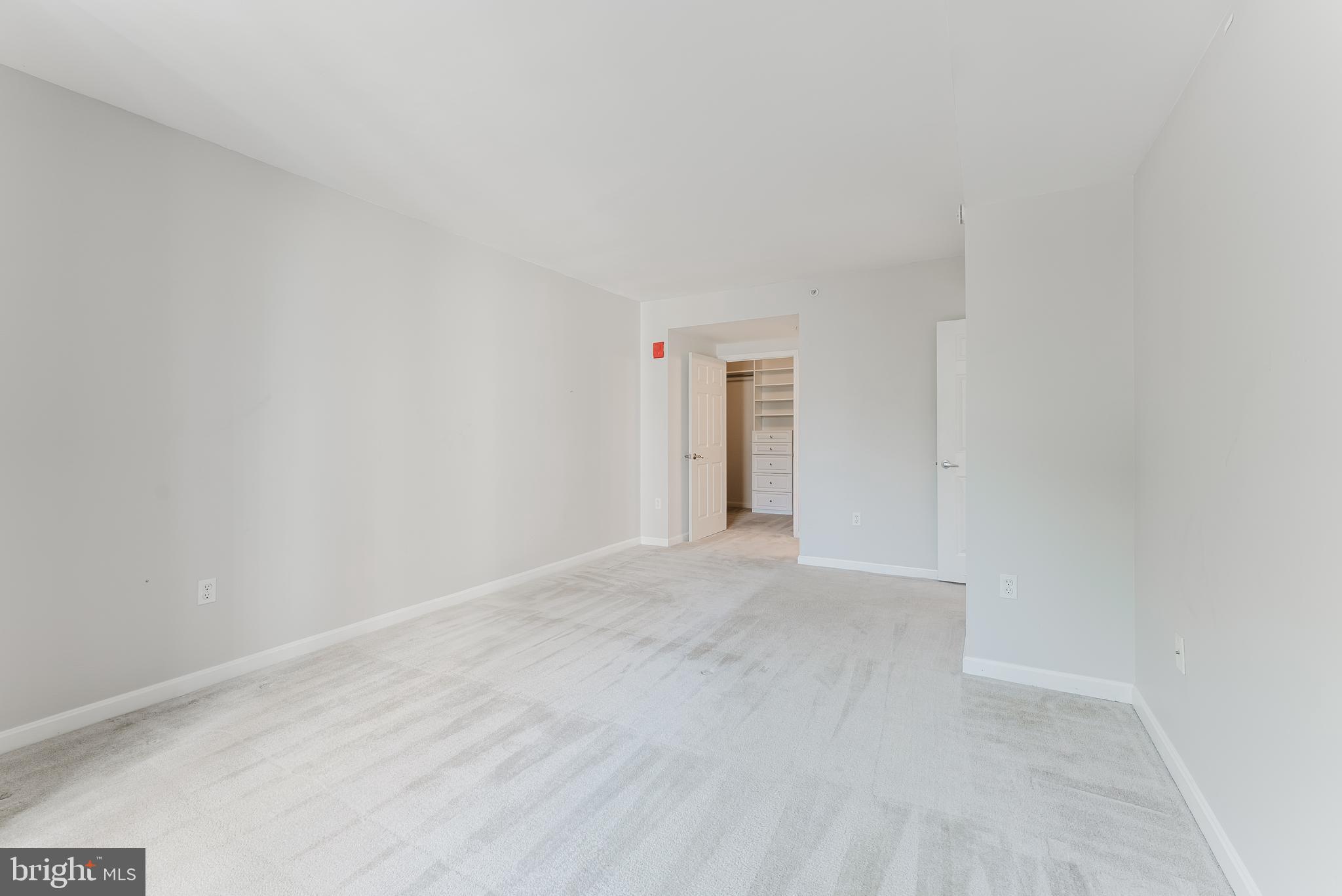 2726 Gallows Road, Unit 202 Vienna, VA 22180 - Photo 24 of 39