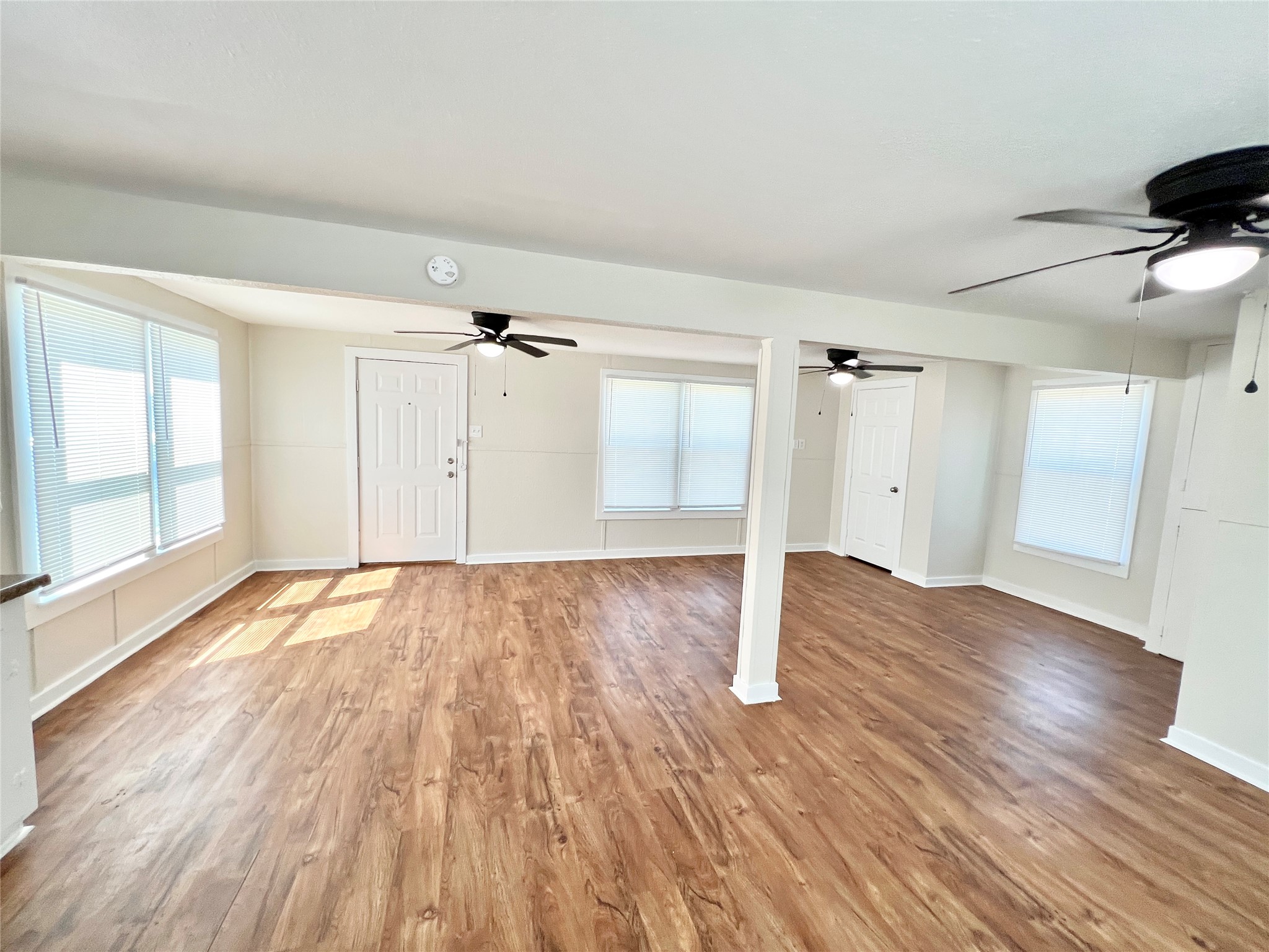 1106 Gulfview Street Freeport, TX 77541 - Photo 5 of 10