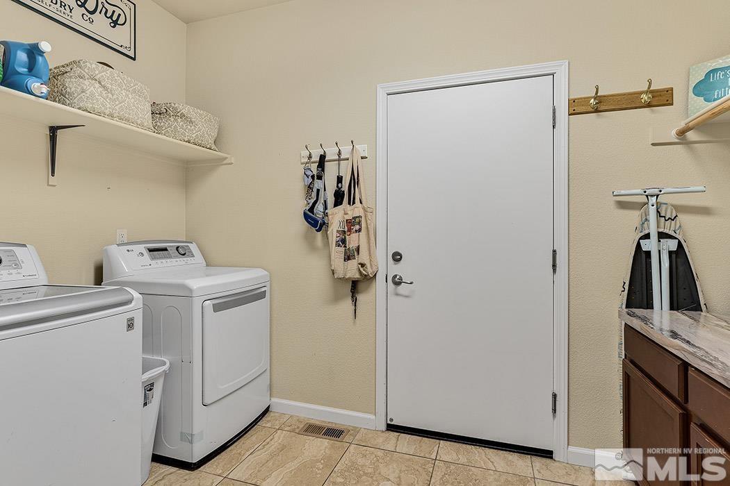 18560 Outpost Court Reno, NV 89508 - Photo 6 of 21 Photo 6
