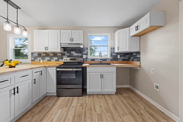 $175,000 | 121 Harrison Street, Varnville, SC 29944