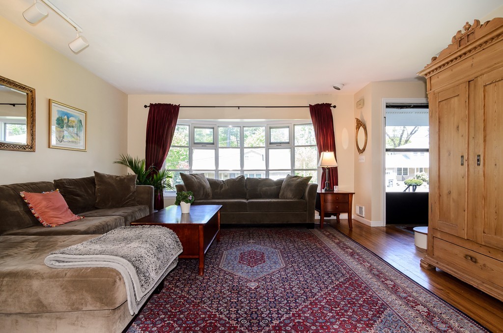 10 Retrop Road Natick, MA 01760 - Photo 2 of 24 Gallery Image 2