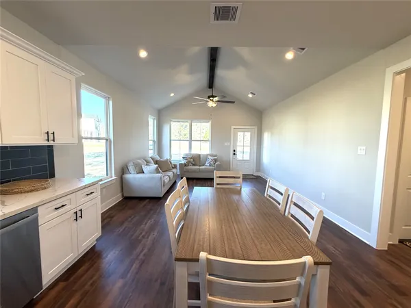 $215,000 | 75 Oakridge South, Trinity, TX 75862
