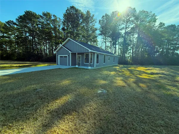$215,000 | 75 Oakridge South, Trinity, TX 75862