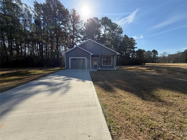 $215,000 | 75 Oakridge South, Trinity, TX 75862