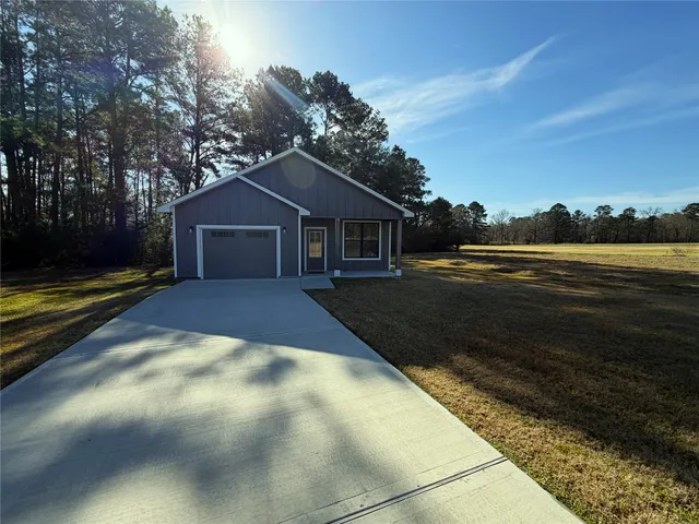 $215,000 | 75 Oakridge South, Trinity, TX 75862