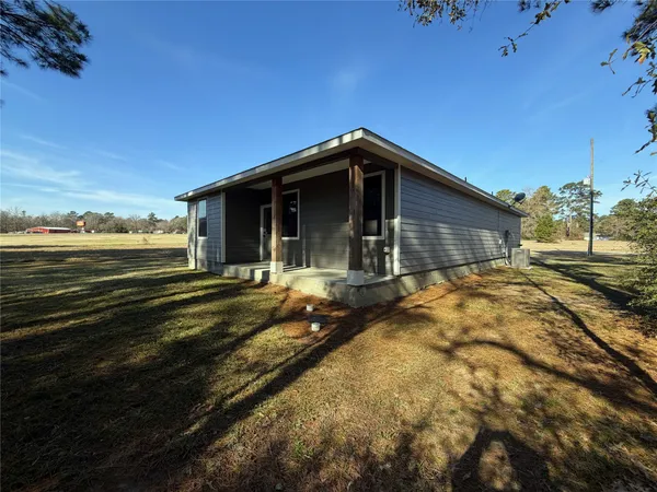 $215,000 | 75 Oakridge South, Trinity, TX 75862