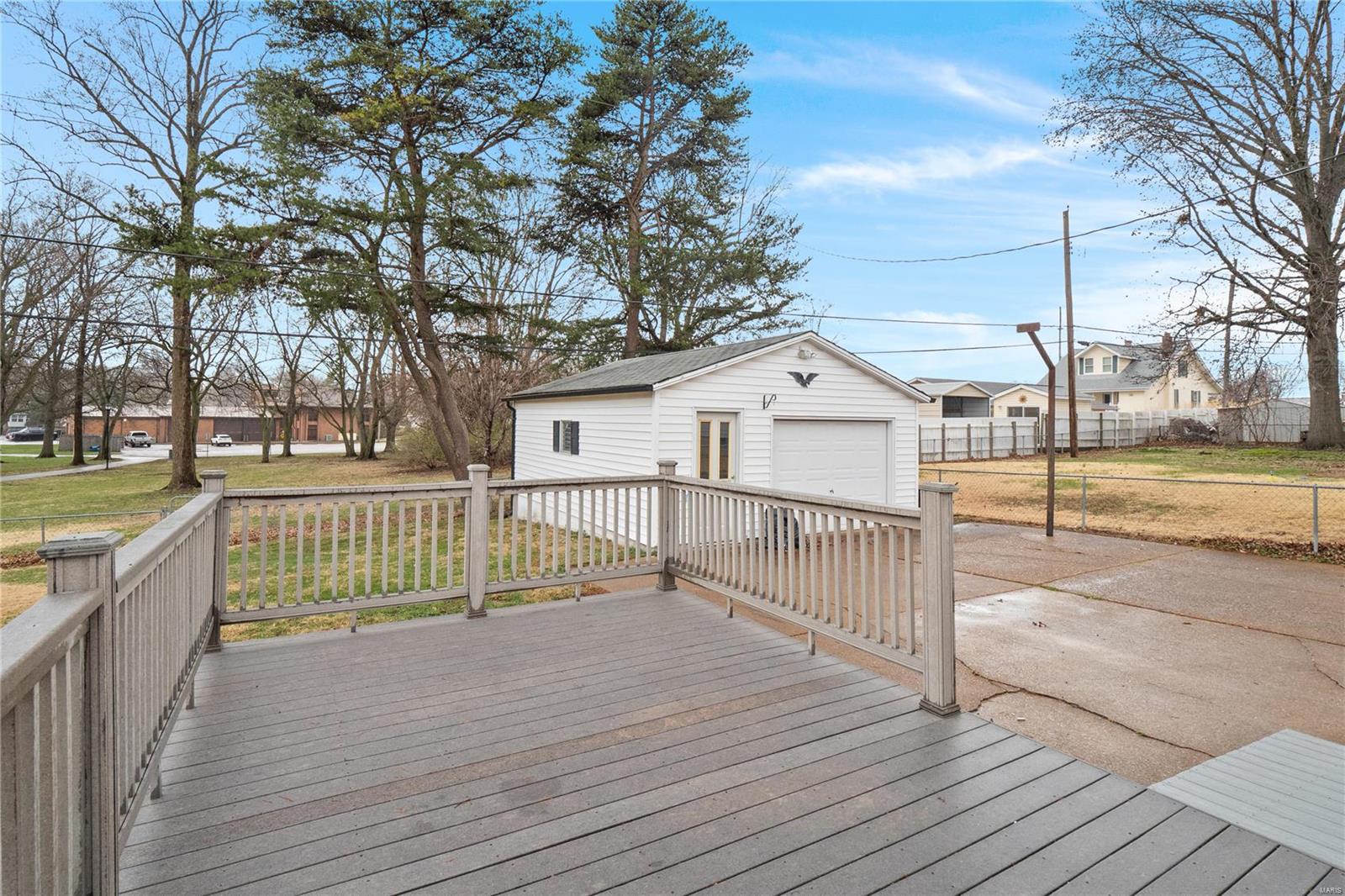 846 Teson Road Hazelwood, MO 63042 - Photo 33 of 33 Gallery Image 33