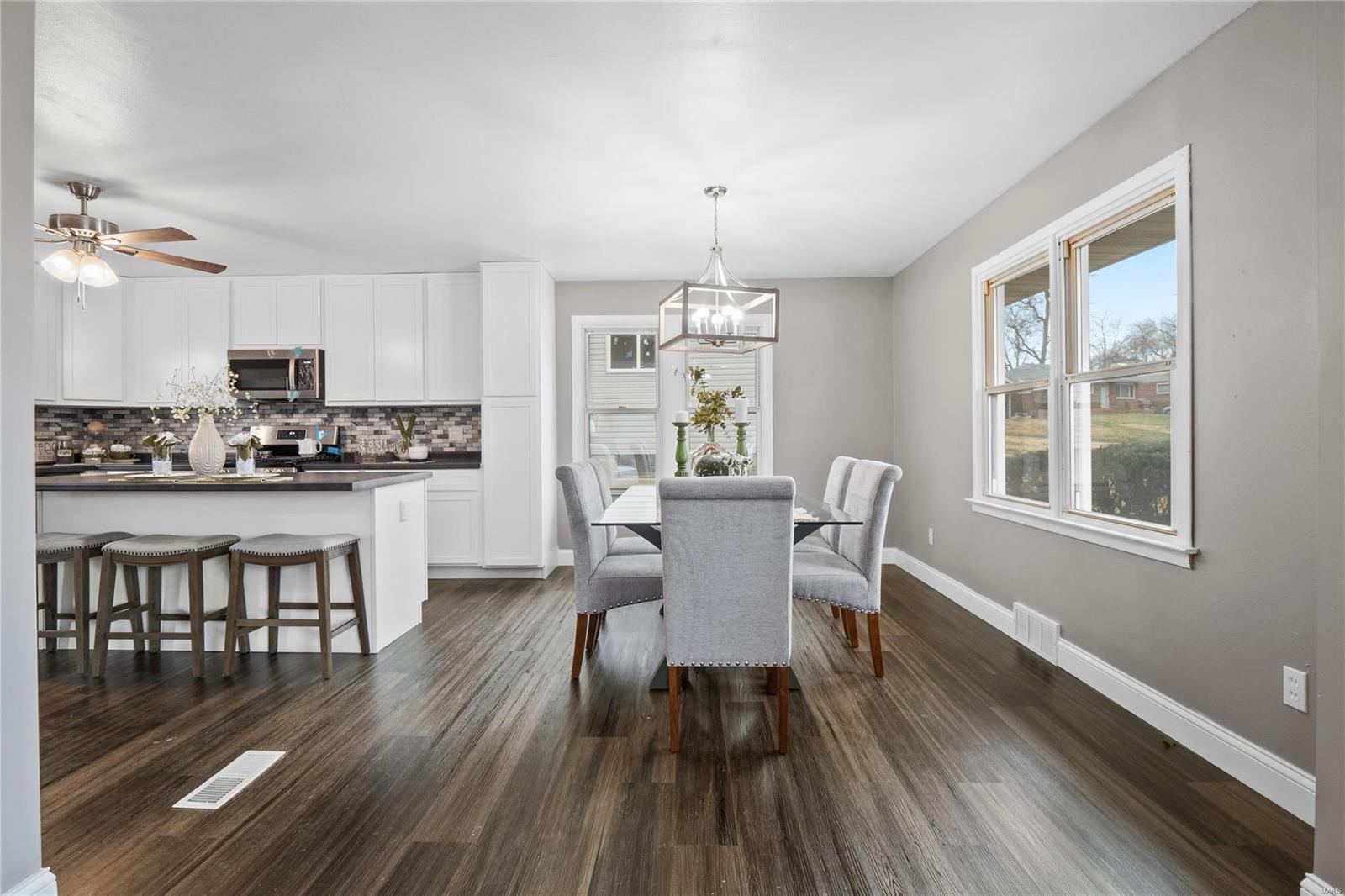 846 Teson Road Hazelwood, MO 63042 - Photo 6 of 33 Gallery Image 6