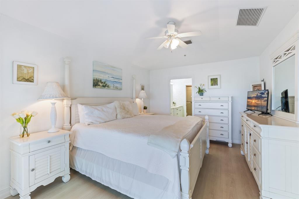 5856 Gasparilla Road, Unit MV28 Boca Grande, FL 33921 - Photo 8 of 21