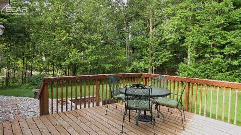 15243 Murray Road Byron, MI 48418 - Photo 33 of 44 20448494-32.JPG